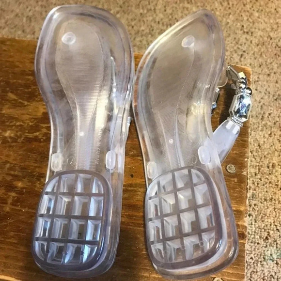 Clear Plastic or Rubber Women Summer/Beach Sandals Size 7 - Picture 3 of 3